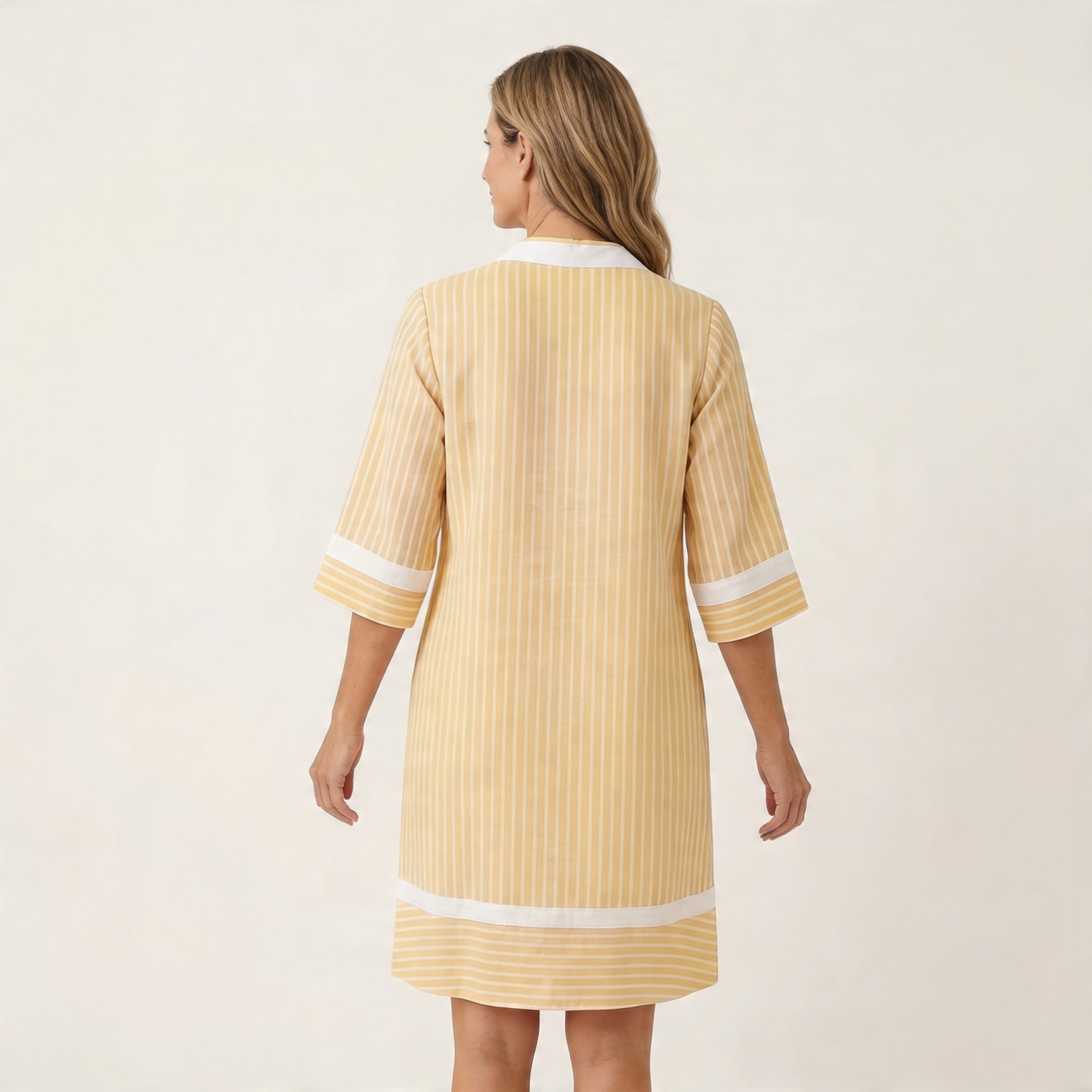 Sanina | Abito a trapezio in cotone a righe con profili a contrasto e scollo a V