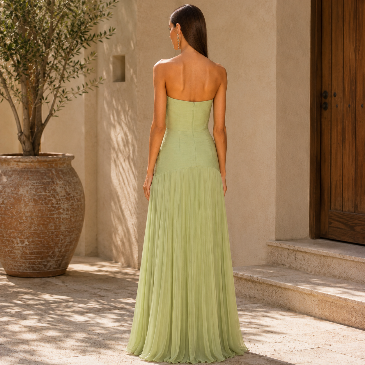 Vestito a spalle scoperte