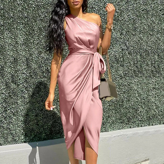 Abito Maxi in Seta Asimmetrico Elegante