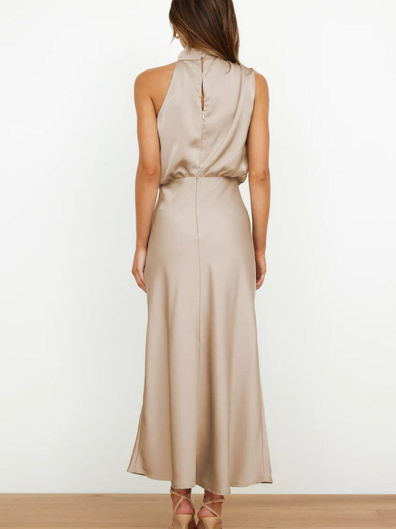 Abito in Seta Elegante